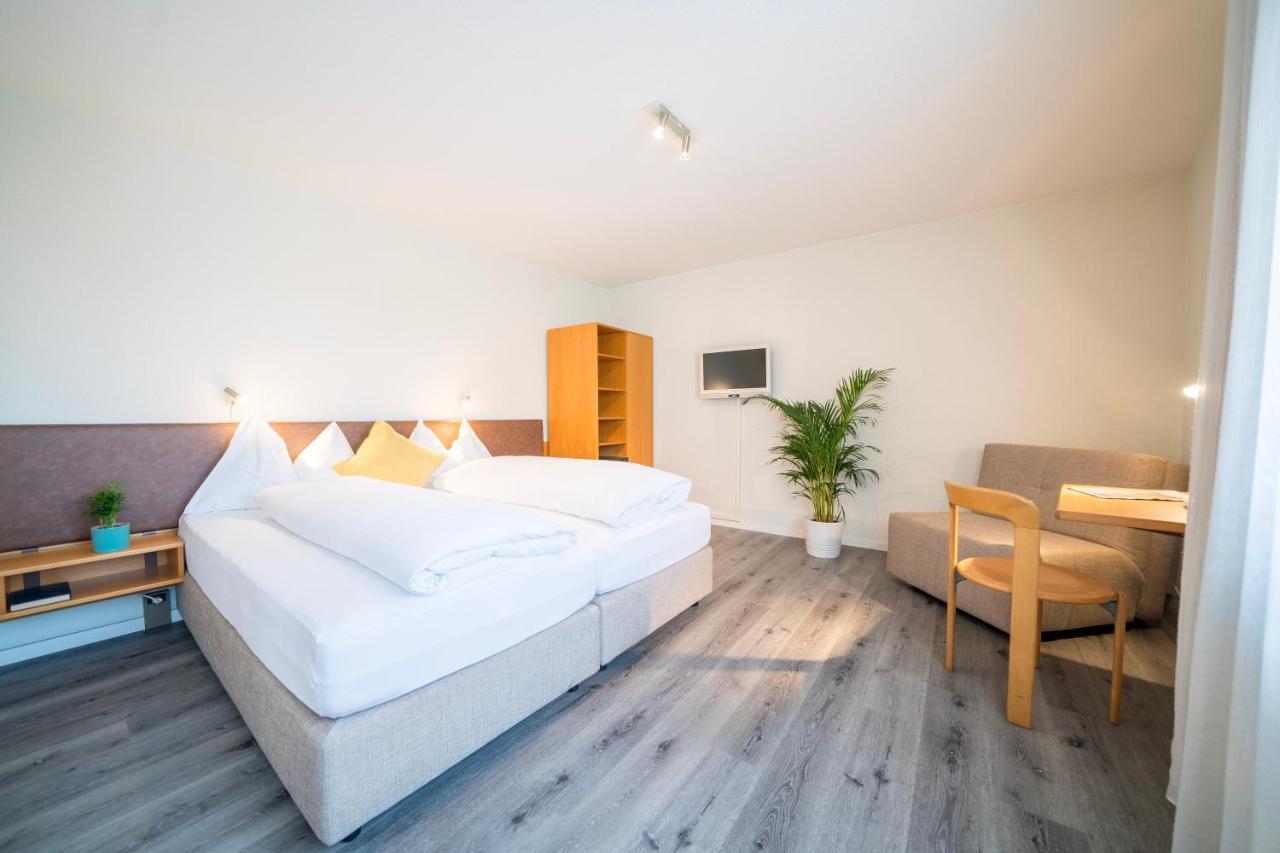 Hotel Sonne - Self Check-In Schwarzenburg Eksteriør billede